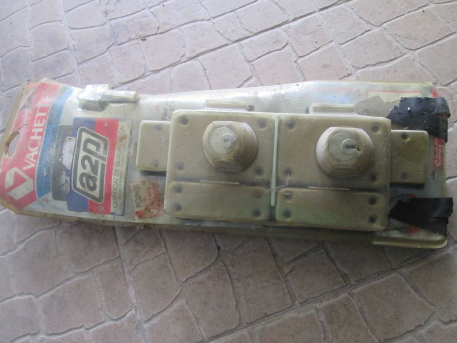 fechadura de alta seguranca64750631209987121