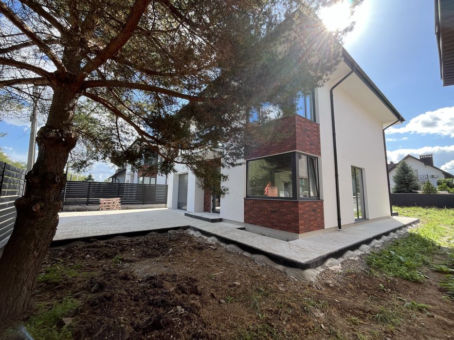 Продається стильний особняк 156м2 Крихівцях.