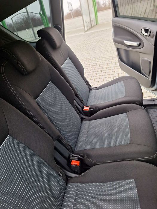 Ford S-Max 2012 2.0D, AT (140 к.с)