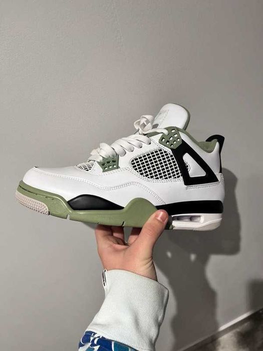 Jordan 4 Retro Seafoam 42 EU / 8,5US / 26,5 CM