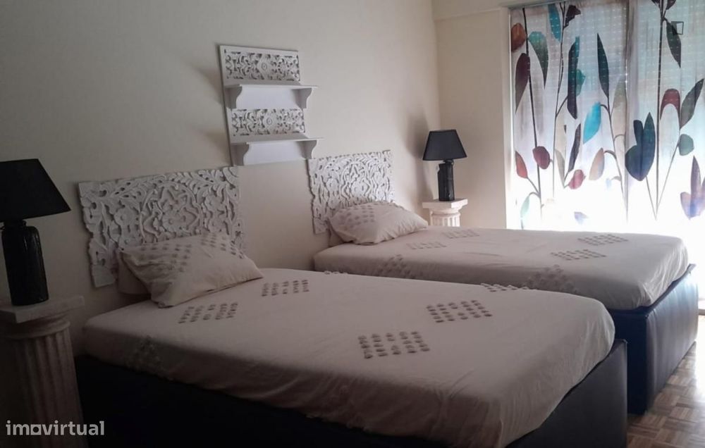 Quarto - localizado em Cedofeita Porto