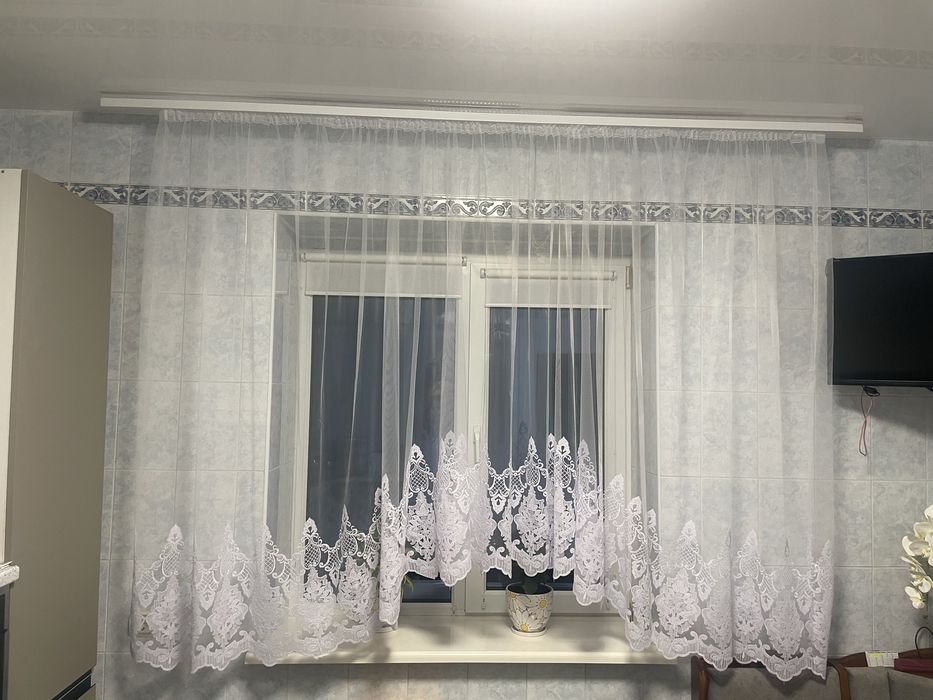 Продам тюль арочку на кухню