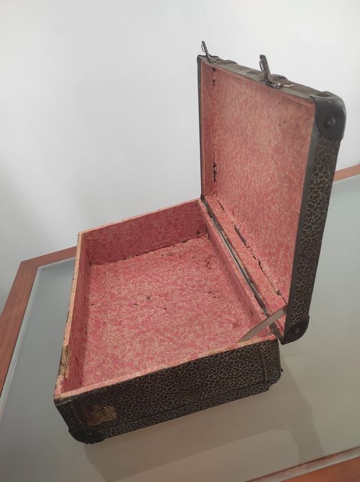 Mala de Viagem muito antiga