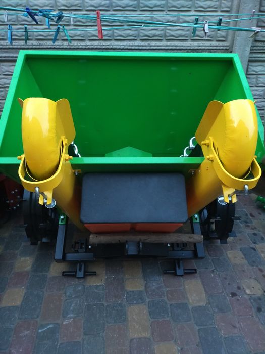 Картоплесаджалка,саділка,саджалка