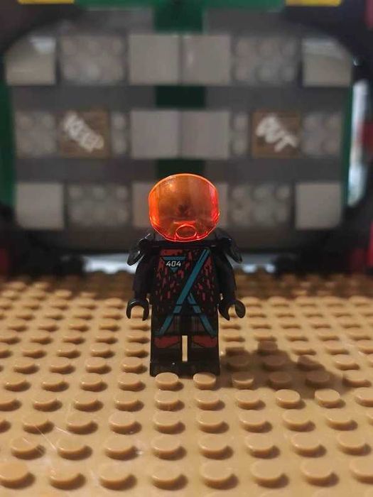 Lego Ninjago Red Visor, 404 Torso