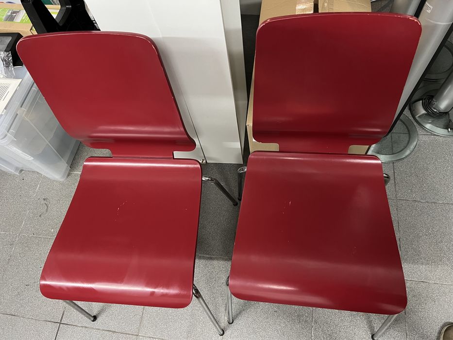 Vendo 2 cadeiras vermelhas IKEA