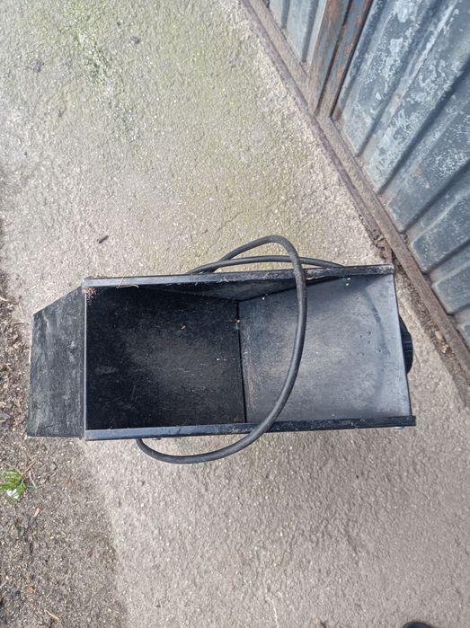 Crivador de sementes para passaros