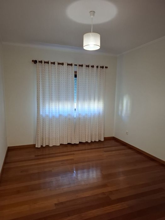 Aluga-se apartamento T2 em Viseu na Quinta D'El Rei