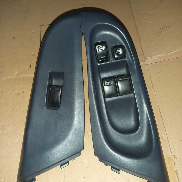 Przełącznik szyb panel prawy lewy Nissan Almera N16 KOMPLET