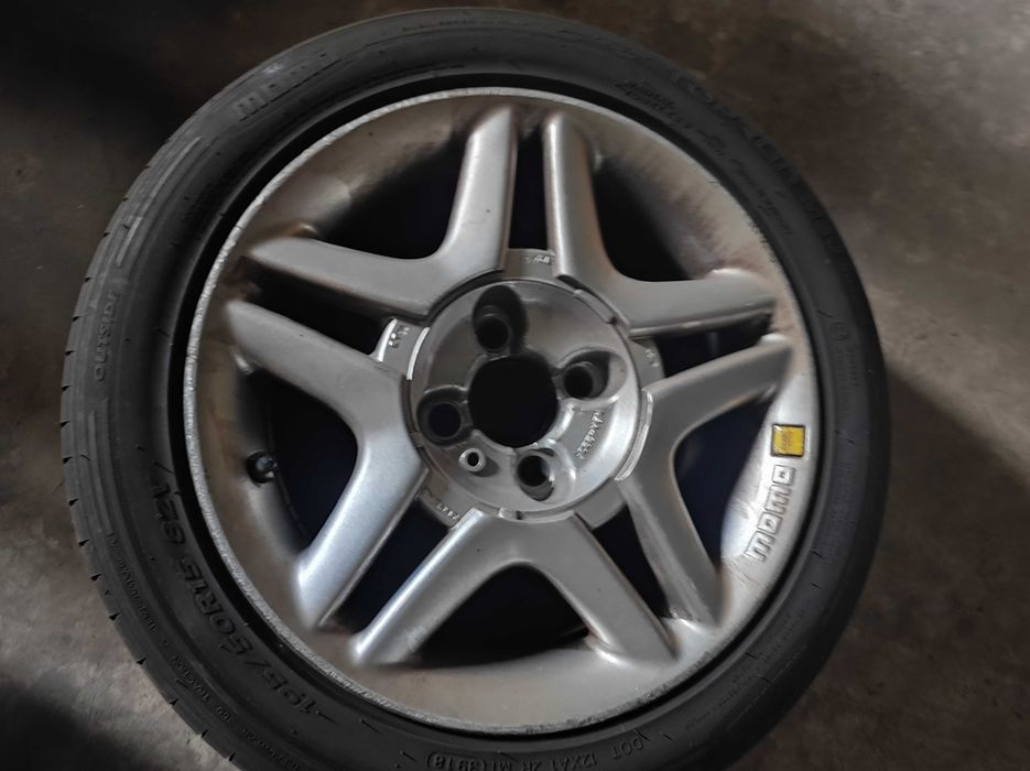 4 Jantes alumínio viatura ligeira com pneus sem uso 195/50 R15