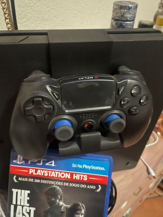 PS4 Slim c/ 2 comandos