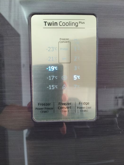 Двокамерний холодильник Samsung RT53K6340UT/UA