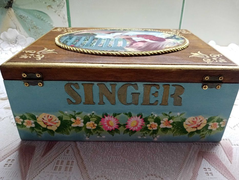 Велика скринька для рукоділля