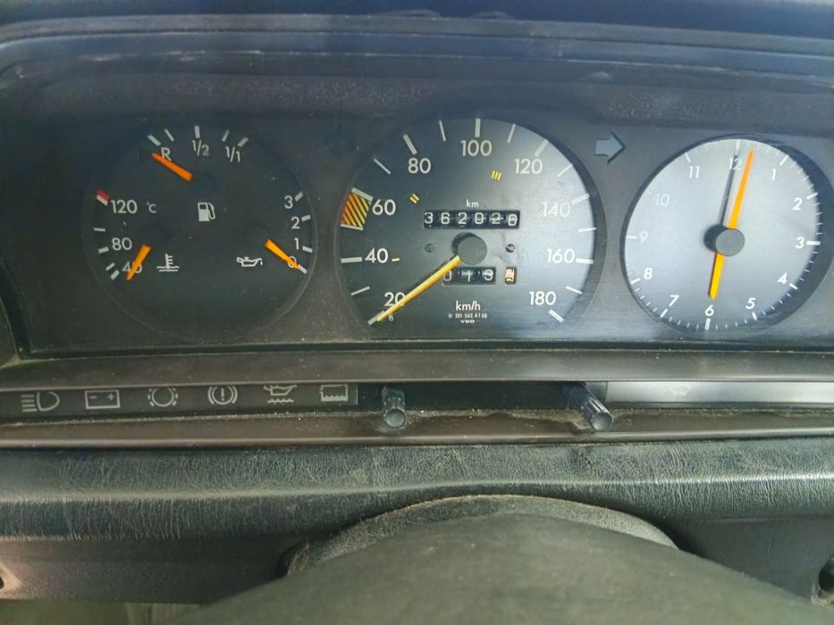 Mercedes 190D - mecânica estado excelente
