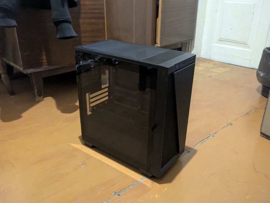 корпус gamemax m61