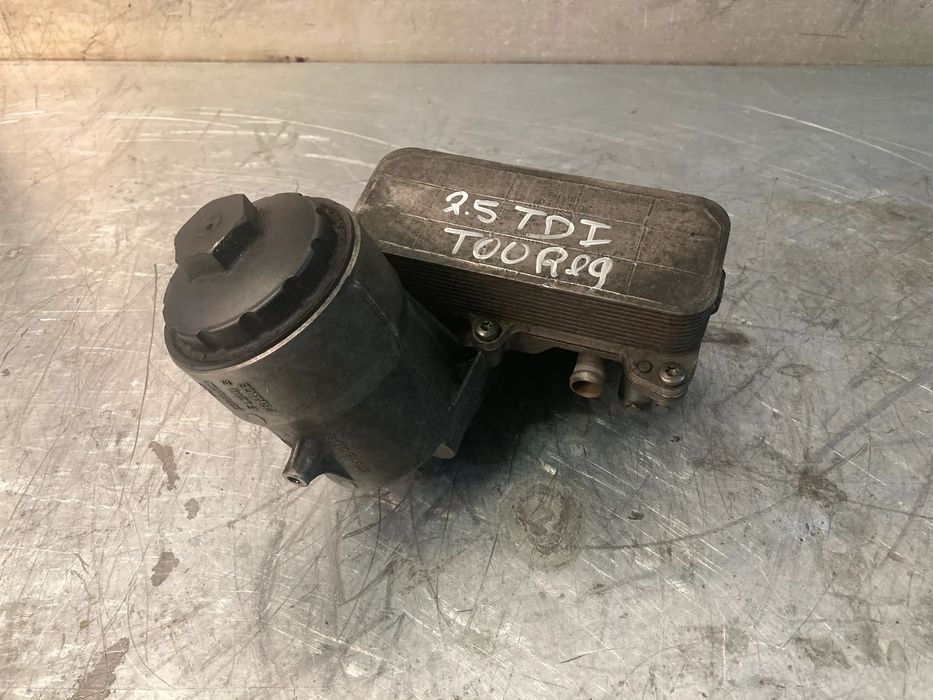 SUPORTE / CORPO DO FILTRO DE OLEO VOLKSWAGEN TOUAREG 2.5TDI 070115389E