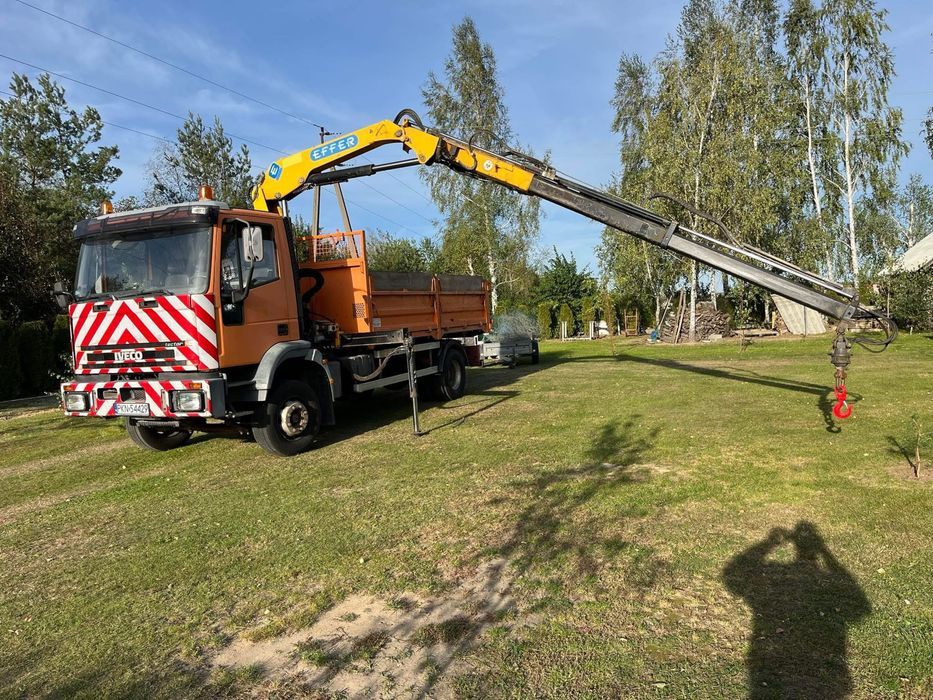 Transport maszyn, materiałów budowlanych HDS wywrotka piasek ziemia