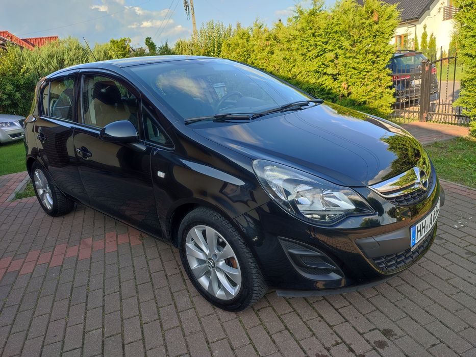 Opel Corsa 2013r 1.4 87KM z Niemiec