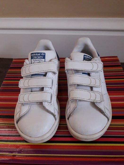 Кроссовки, кросівки, взуття Adidas.