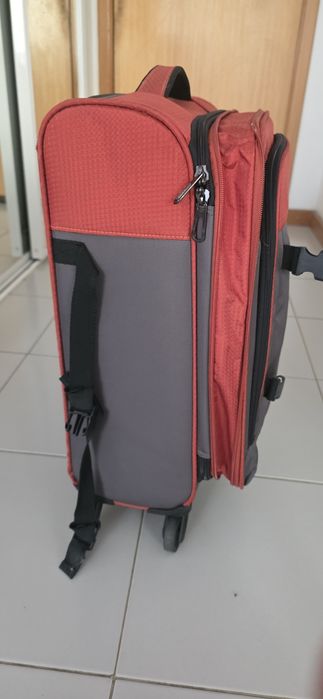 Mala de viagem cabine de avião