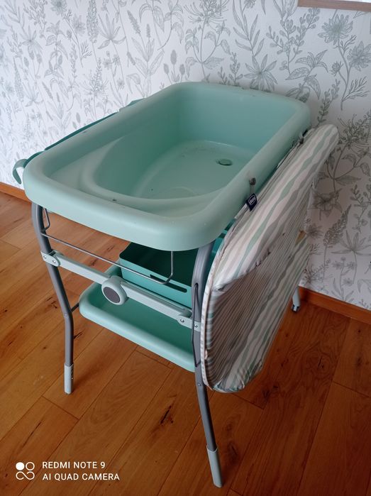 Przewijak z wanienką Chicco wanienka organizer