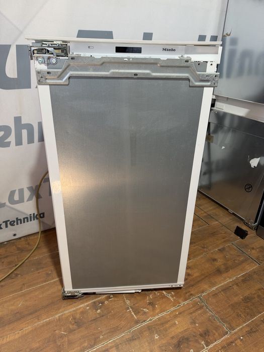 Miele K 33442 iF Вбудований 168л A++