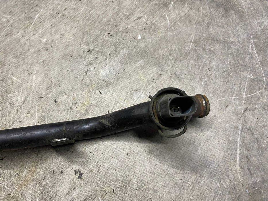 Металева трубка шланг патрубок системи охолодження Skoda Superb 2 / VW / Audi / Seat 2.0 TDI 5N0121065