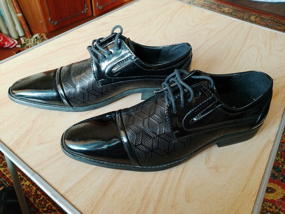 Туфли лаковые мужские