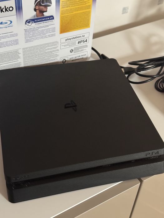 Ігрова приставка Sony Ps4