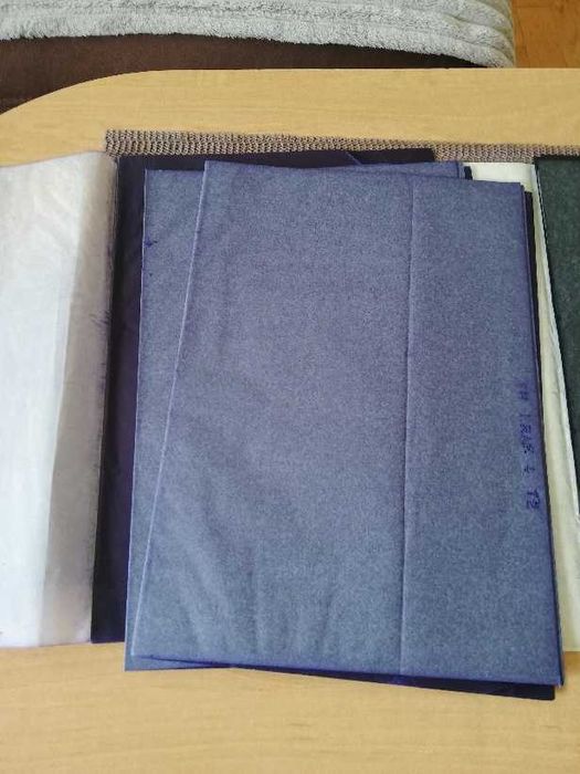 kalki biurowe nowe fioletowe 44 szt  i czarne 89 szt  A4