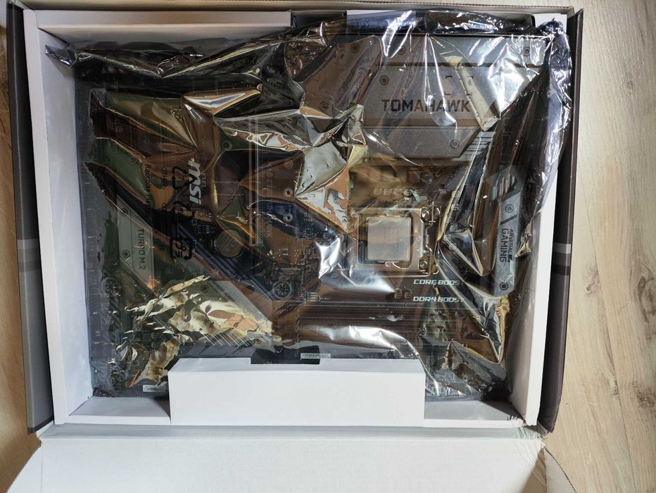 Zestaw i5-9600K | MSI Z390 Tomahawk | 16GB G.Skill | BOX – Stan Idealny