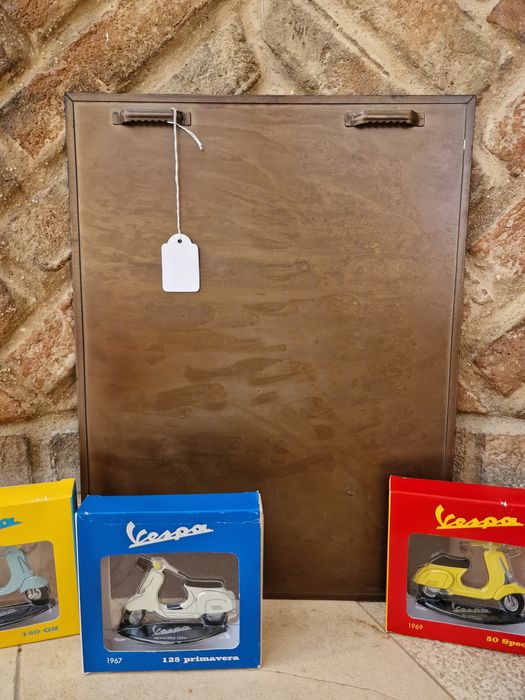 Vespa lambreta coleção 4 modelos + publicidade chapa