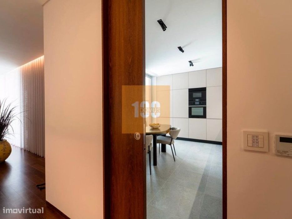T3 com varanda e garagem na Prelada