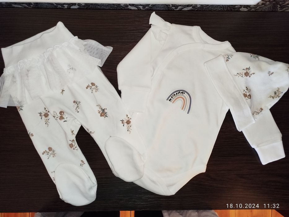 Костюмчик трійка для дівчинки