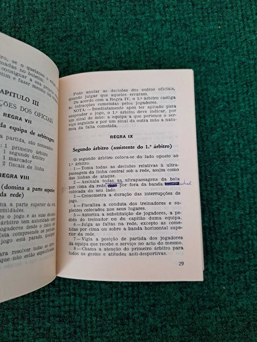 Regras Oficiais de Voleibol (1960) - Federação Portuguesa ee Voleibol