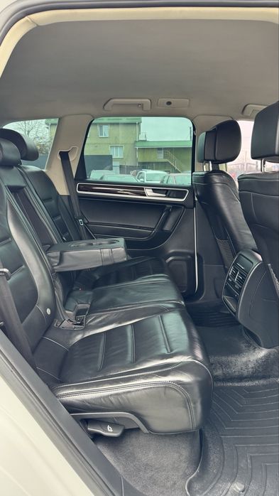 ОФІЦІЙНИЙ VW Touareg FL Фольксваген Туарег 2015р 3,0 дизель CRCA 8АКПП