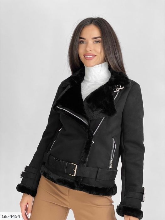 Нова дублянка жіноча чорна, коричнева подовжена з білим, чорним хутром