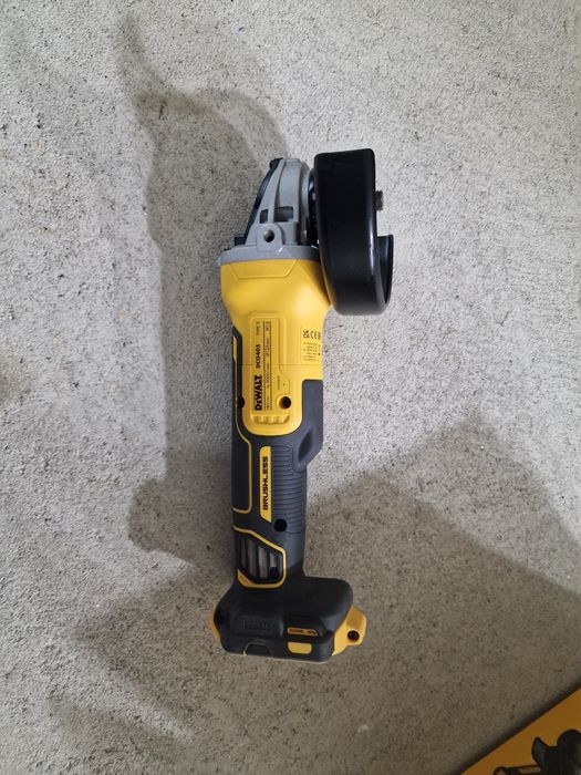 Rebarbadora Dewalt