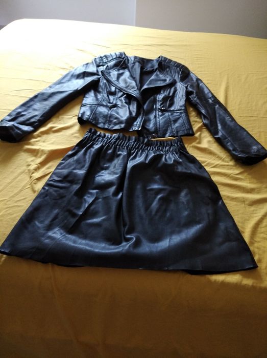 Casaco de napa e saia