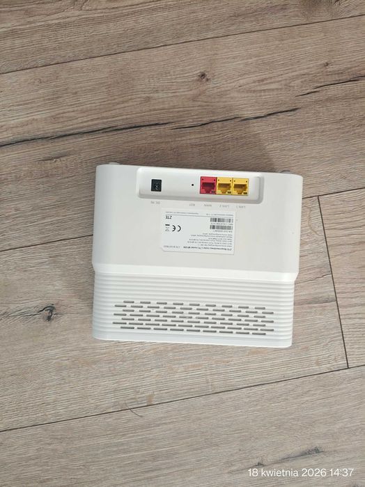 Router LTE model MF258