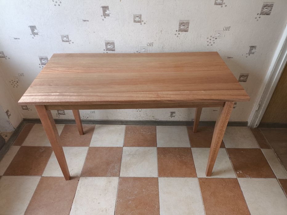 Стол, Стіл кухонний з червоного дерева, табуретки