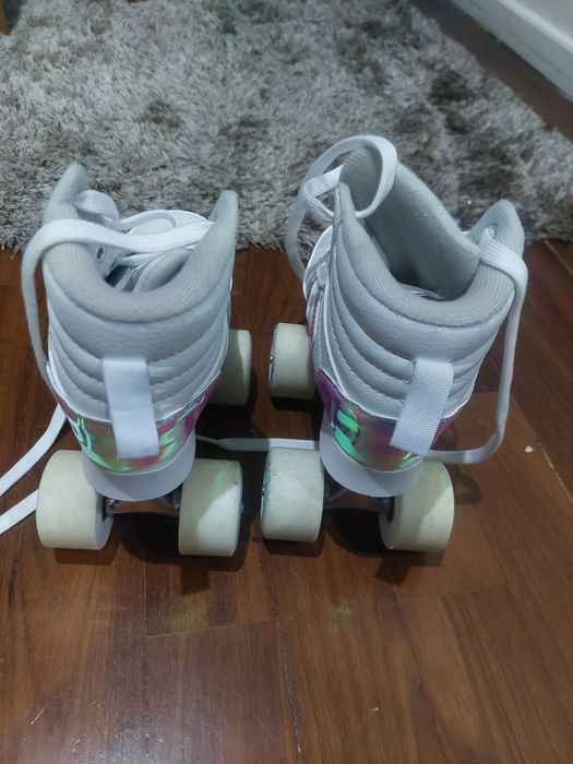 Patins 4 rodas tam31