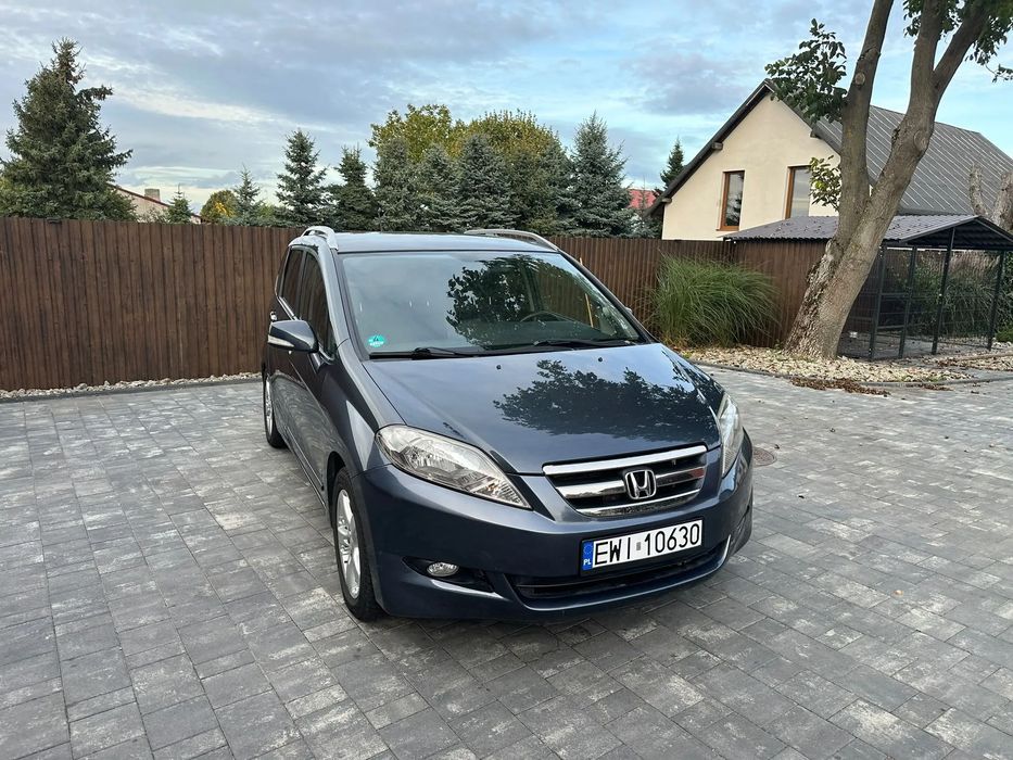 Honda FR-V