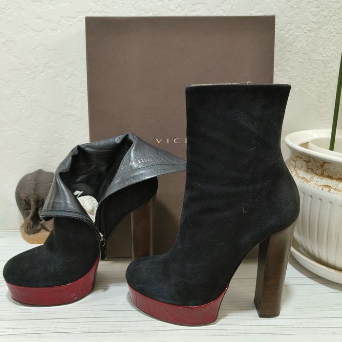 Ботиночки кожанные р.39