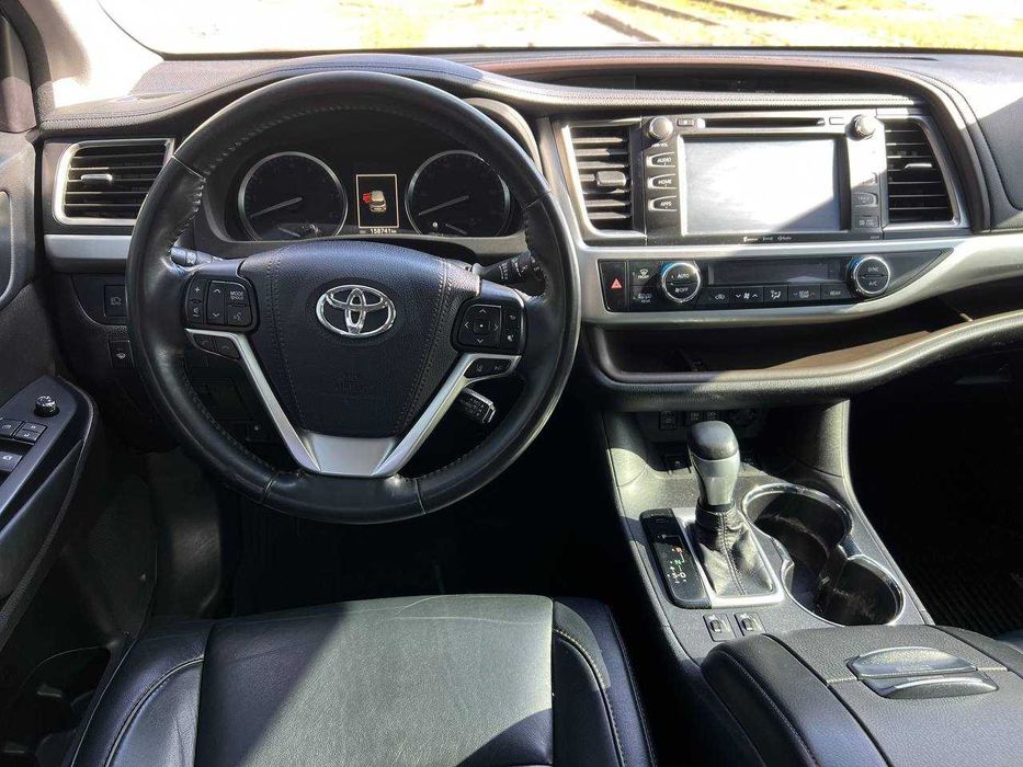 Toyota Highlander 2018