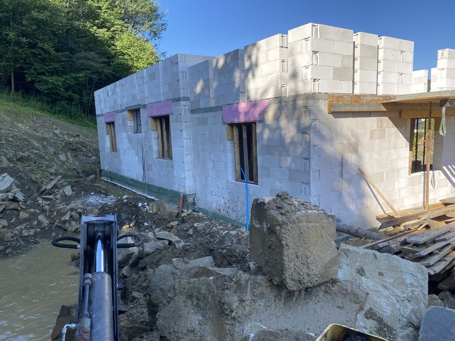 Kamienie duze ,skaly,glazy,sprzedam tanio,mozliwy transport.