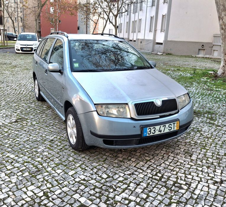 Skoda Fabia 1.4i 158Mil km Nacional 01