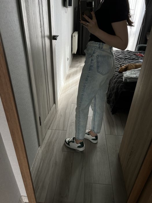 Світлі мом джинс, bershka, 34 р