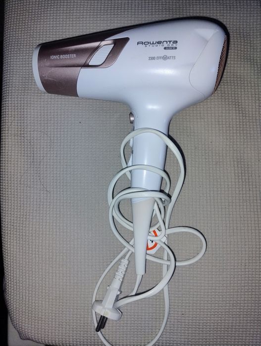 Фен Rowenta CV5830F0