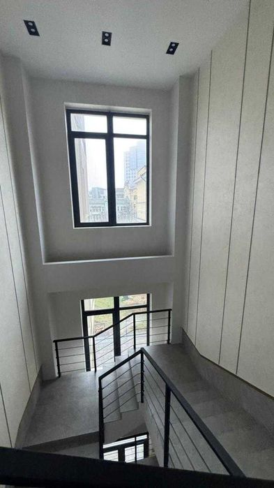 125м2 комерція в ЖК RESIDENT Concept House БЕЗ КОМІСІЇ!